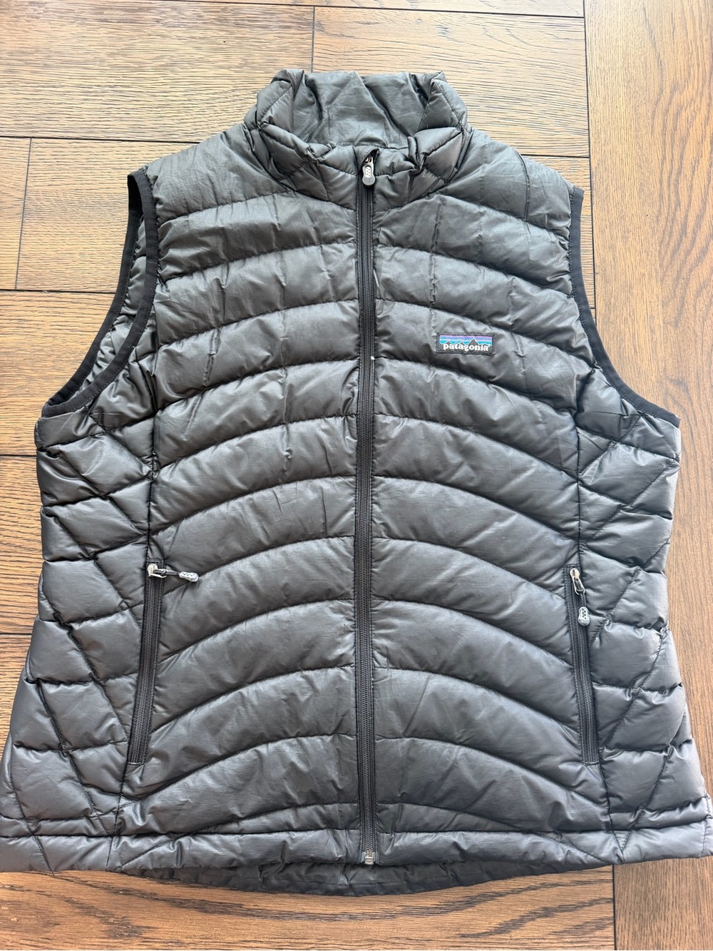 Patagonia Black Quilted Down Vest for Women size large